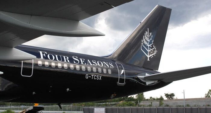 What It's Like Aboard the $117,000-a-Seat Four Seasons Jet - Photos ...